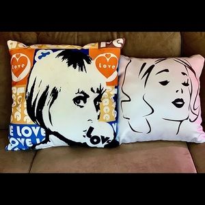 Throw Pillows